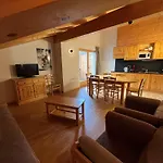 Awesome Near Slope Apartment