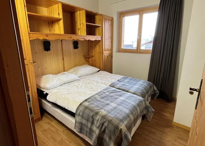 アパート Awesome Near Slope