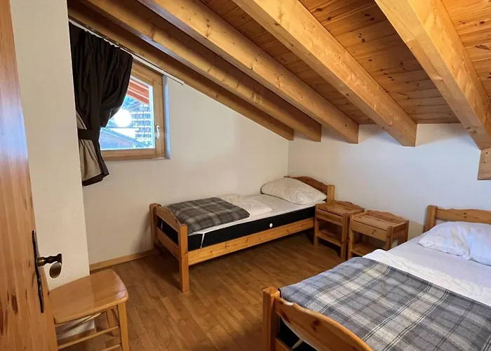 アパート Awesome Near Slope ナンダ